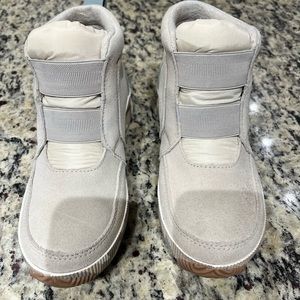 SOREL Insulated Booties